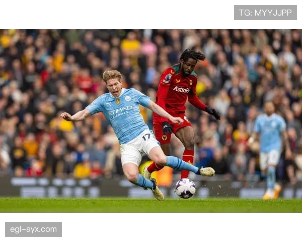 曼城战术体系揭秘:定位球精妙配合与控球优势铸就英超稳健表现 曼城战术体系揭秘:定位球精妙配合与控球优势铸就英超稳健表现